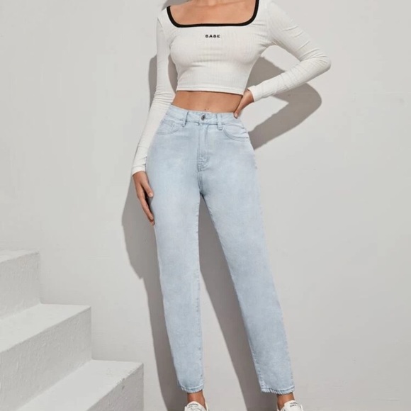 SHEIN Denim - NWT SHEIN Light Wash High Waisted Mom Jeans